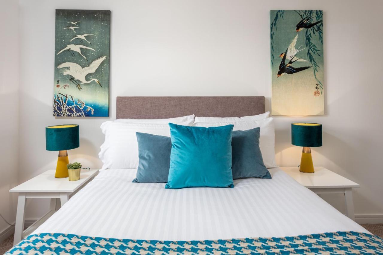 Walker Suite No53 - Donnini Apartments Kilmarnock Bagian luar foto